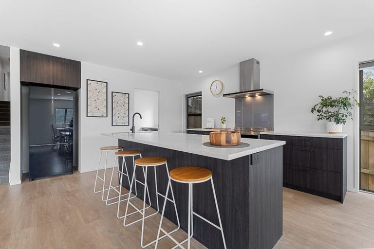 Photo of property in 7 Ringi Lane, Orewa, 0931