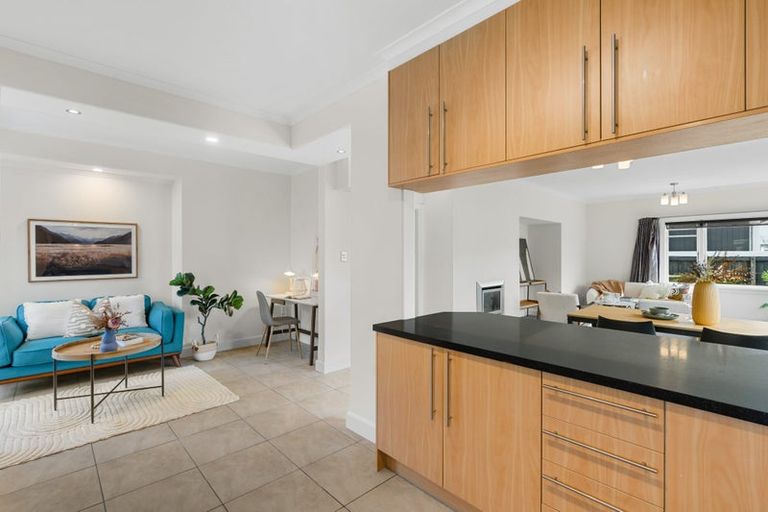 Photo of property in 15 Roa Road, Fendalton, Christchurch, 8041