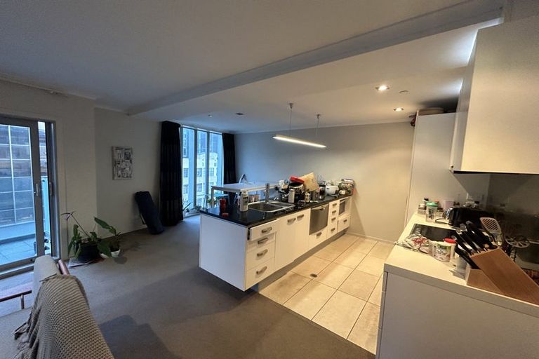 Photo of property in Bellagio Apartments, 5a/39 Taranaki Street, Te Aro, Wellington, 6011