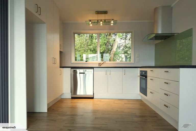 Photo of property in 2/33 Springfield Road, St Albans, Christchurch, 8014