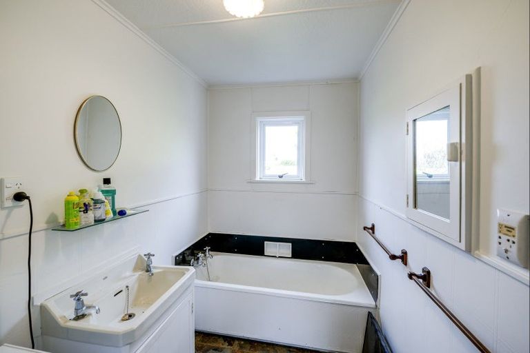 Photo of property in 43 Crosses Road, Havelock North, Hastings, 4172