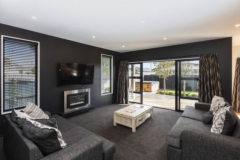 Photo of property in 131a Bower Avenue, New Brighton, Christchurch, 8083