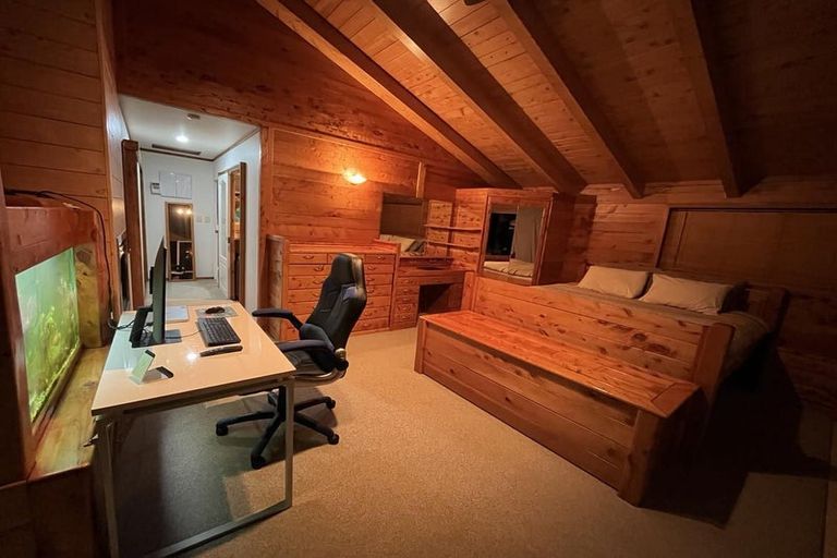 Photo of property in 18 Sir George Back Street, Opua, 0200