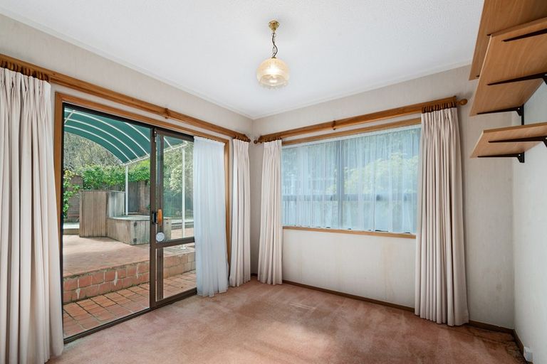 Photo of property in 2/30 Manly Esplanade, Browns Bay, Auckland, 0630