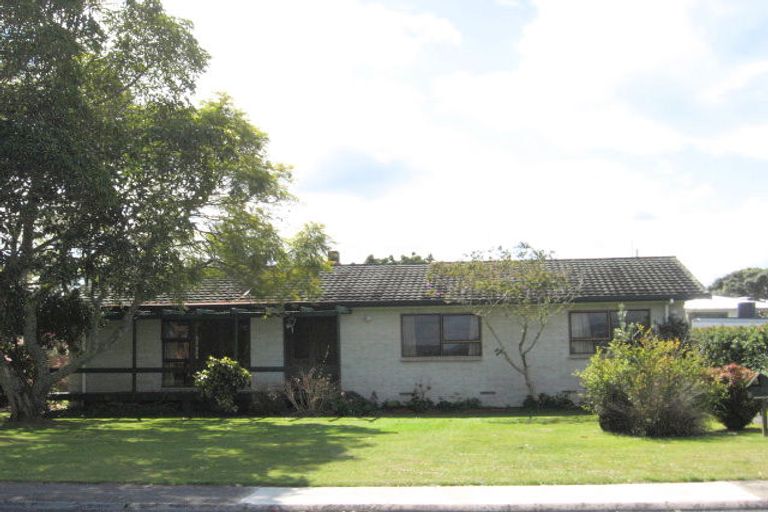 Photo of property in 73 Robinson Road, Whitianga, 3510