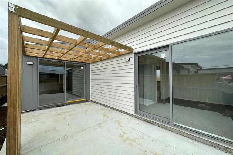 Photo of property in 21 Clayden Shuttleworth Street, Papakura, 2110