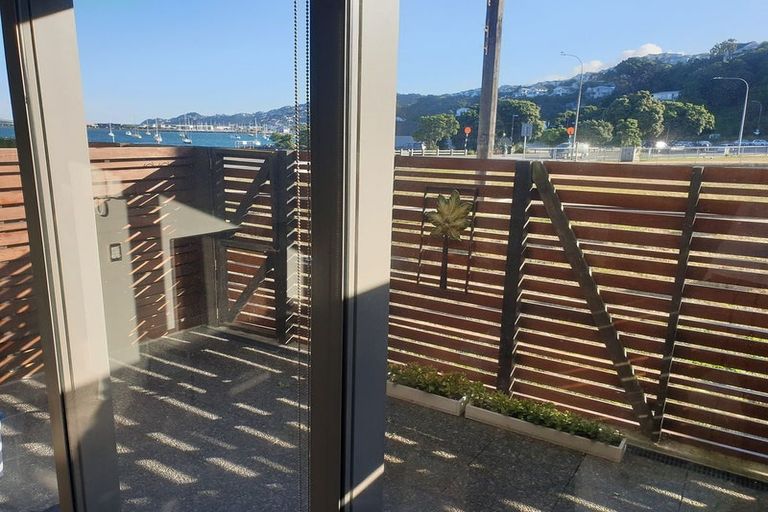 Photo of property in Patent 326 Apartments, 103h/326 Evans Bay Parade, Hataitai, Wellington, 6021