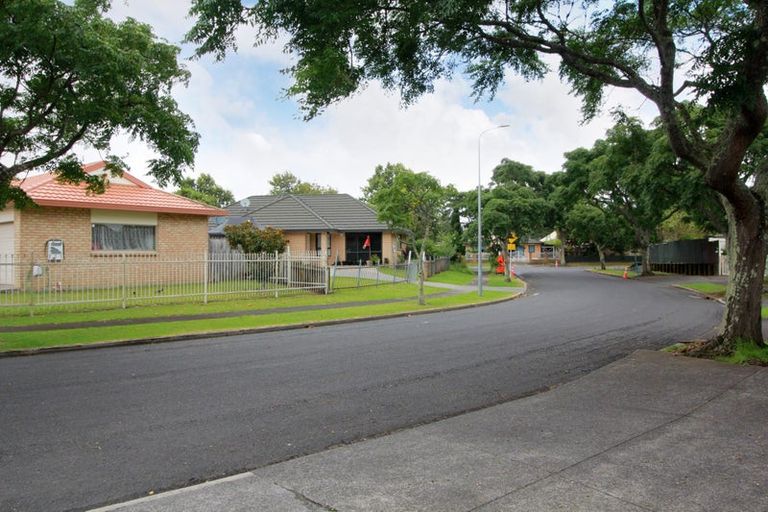 Photo of property in 18 Regalwood Place, Favona, Auckland, 2024