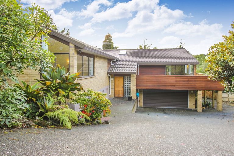 Photo of property in 4c Shaw Road, Oratia, Auckland, 0604
