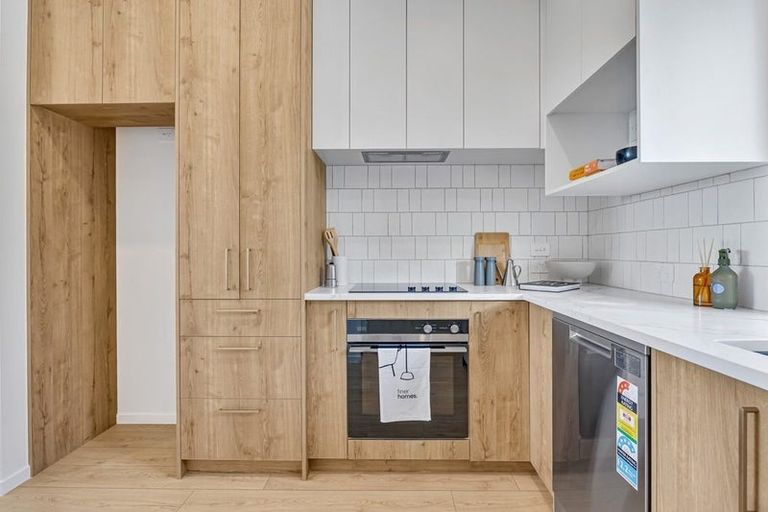 Photo of property in 10/23 Makomako Drive, Orewa, 0931