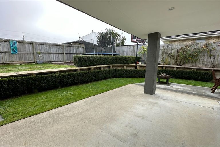 Photo of property in 18 Millbrae Place, Pokeno, 2402