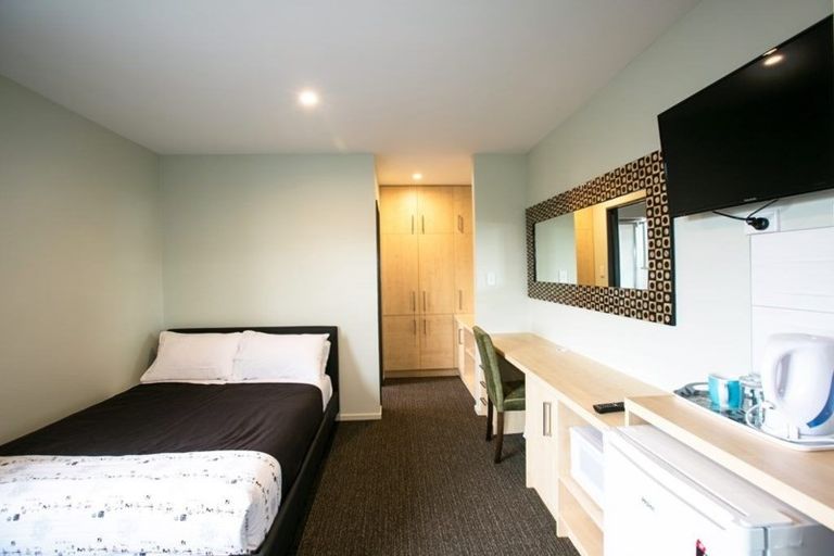 Photo of property in 5 Wharenui Road, Upper Riccarton, Christchurch, 8041