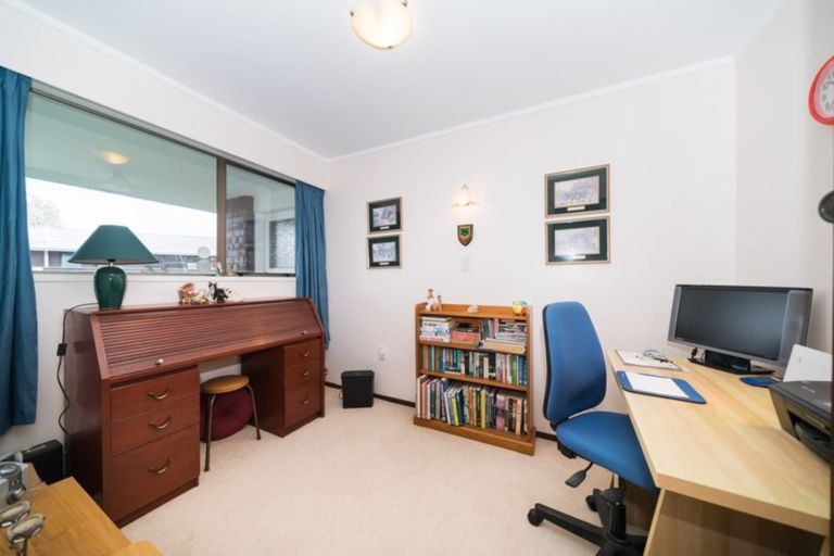 Photo of property in 6 Ashdown Crescent, Feilding, 4702