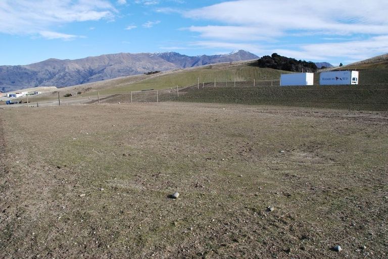 Photo of property in 3 Lauderdale Lane, Wanaka, 9305