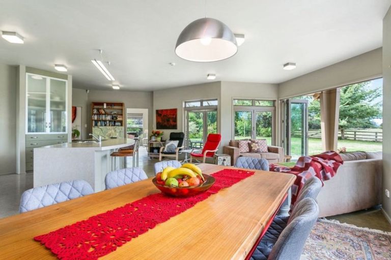 Photo of property in 2/1105 Kaipaki Road, Cambridge, 3495