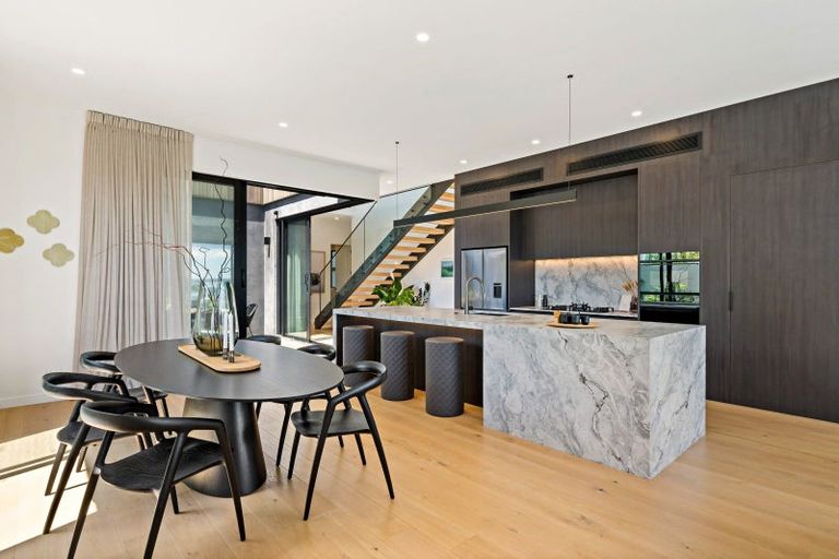 Photo of property in 26 Ngaiwi Street, Orakei, Auckland, 1071