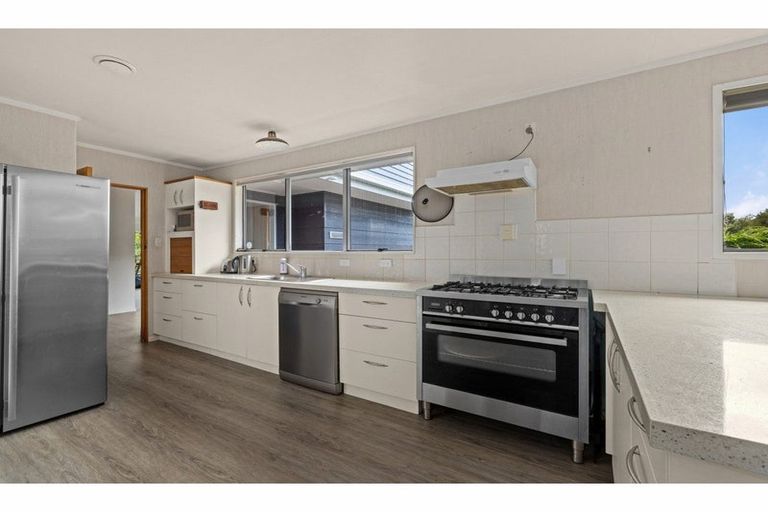 Photo of property in 84 Rangitane Loop Road, Kerikeri, 0294