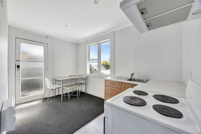 Photo of property in 87 Lake Road, Frankton, Hamilton, 3204