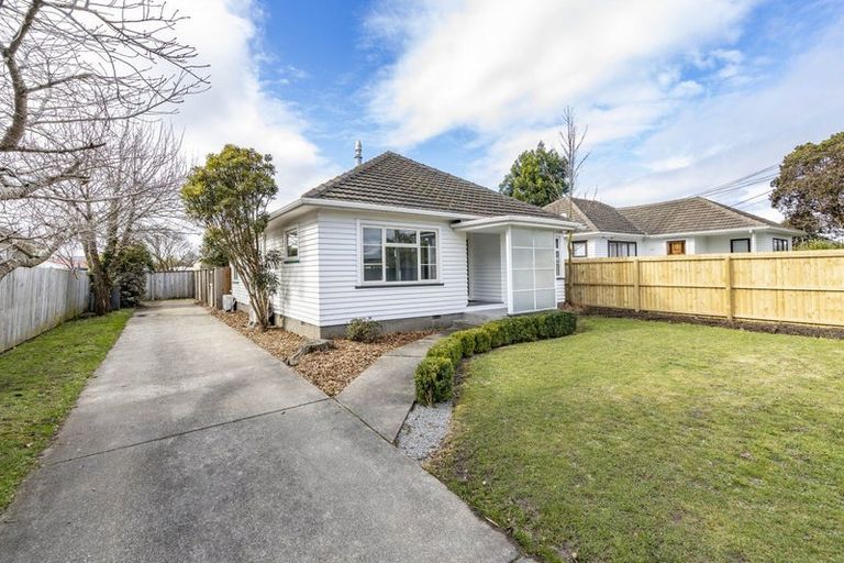 Photo of property in 44 Glenfield Crescent, Mairehau, Christchurch, 8052