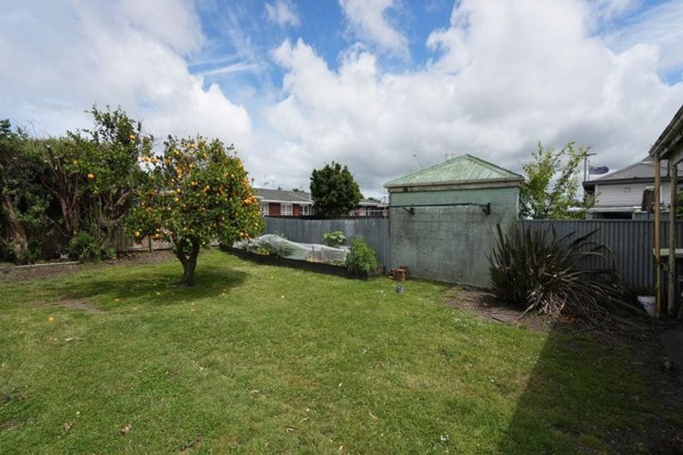 Photo of property in 112 Albert Street, Terrace End, Palmerston North, 4410