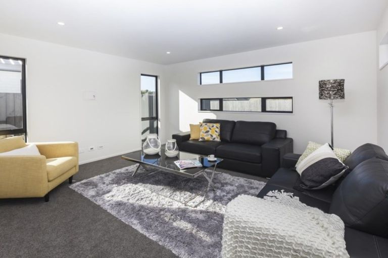 Photo of property in 94 Sarabande Avenue, Redwood, Christchurch, 8051