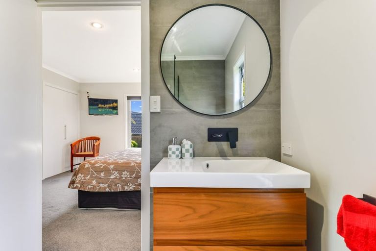 Photo of property in 7 Greenfield Drive, Western Heights, Hamilton, 3200