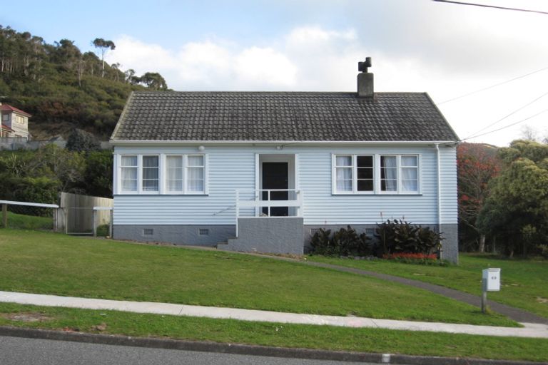 Photo of property in 69 Wilkie Crescent, Naenae, Lower Hutt, 5011