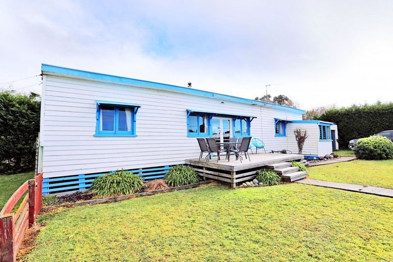 Photo of property in 16 Walker Street, Riverton/aparima, Riverton, 9822