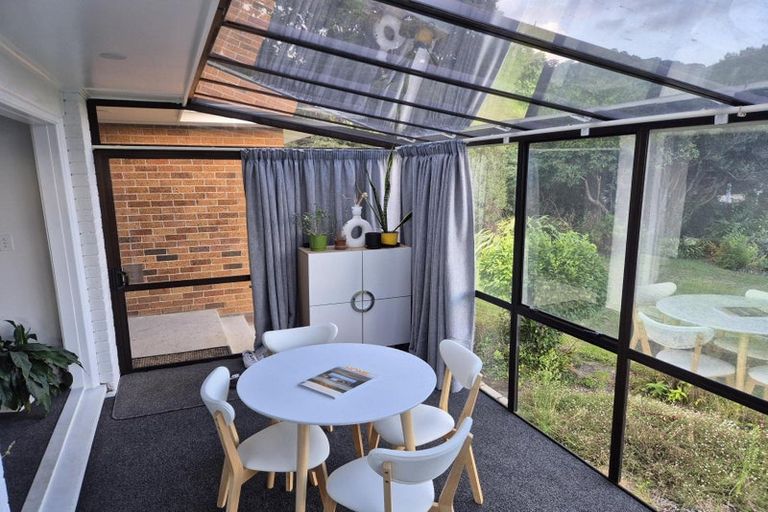 Photo of property in 54 Island View Road, Western Heights, Rotorua, 3015