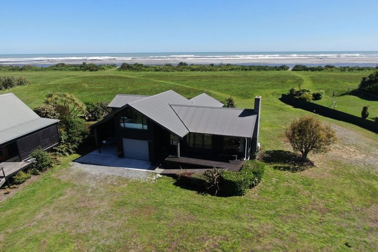 Photo of property in 12 The Strand, Okarito, Whataroa, 7886