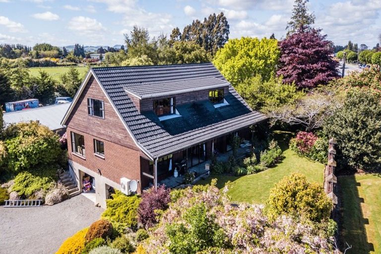 Photo of property in 411 Great North Road, Winton, 9720