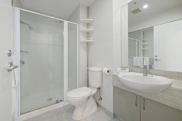Photo of property in Beaumont Apartments, 10/12 Maunganui Road, Mount Maunganui, 3116