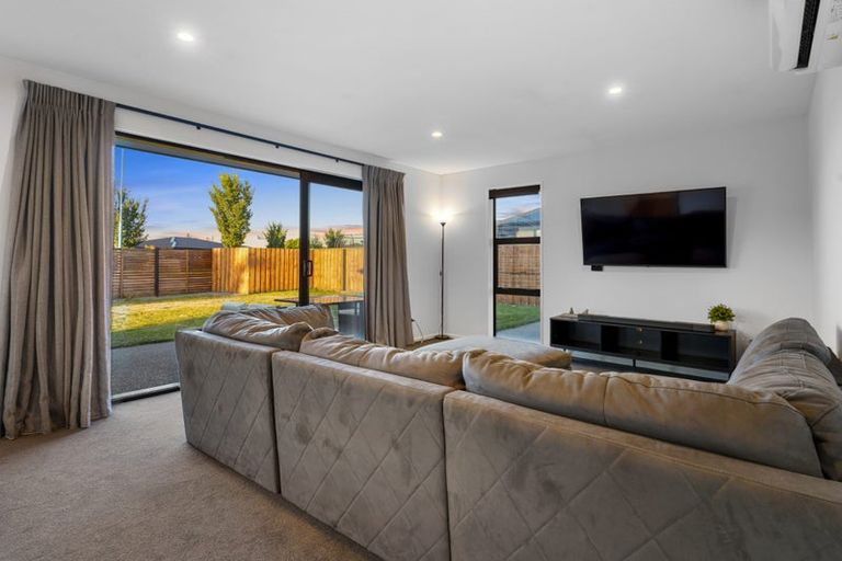 Photo of property in 8 Tiritiri Moana Drive, Pegasus, 7612