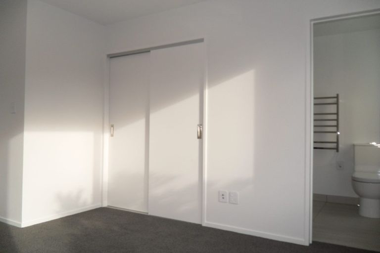 Photo of property in 16 Inglis Street, Seatoun, Wellington, 6022