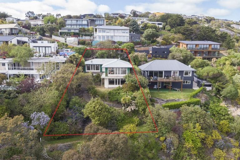 Photo of property in 15 Balmoral Lane, Redcliffs, Christchurch, 8081
