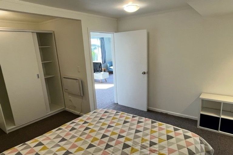 Photo of property in 2/44 Ribble Street, Island Bay, Wellington, 6023