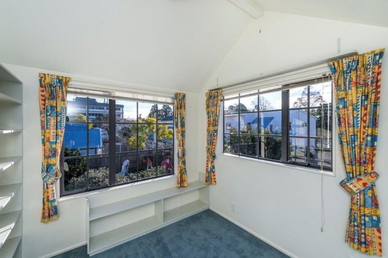 Photo of property in 2/350 Hardy Street, Nelson, 7010