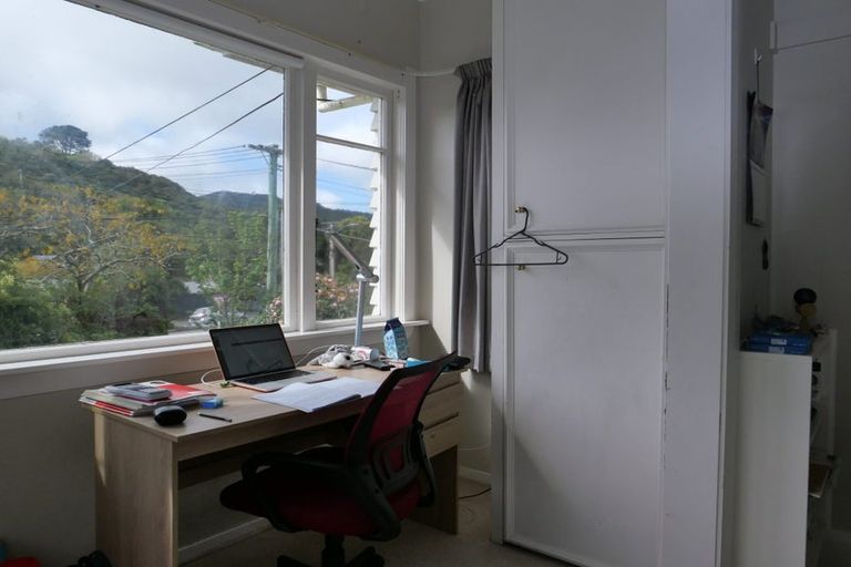 Photo of property in 339 Karori Road, Karori, Wellington, 6012