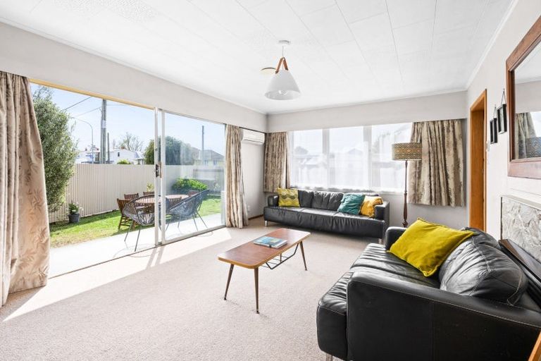 Photo of property in 153 Riverbend Road, Onekawa, Napier, 4110