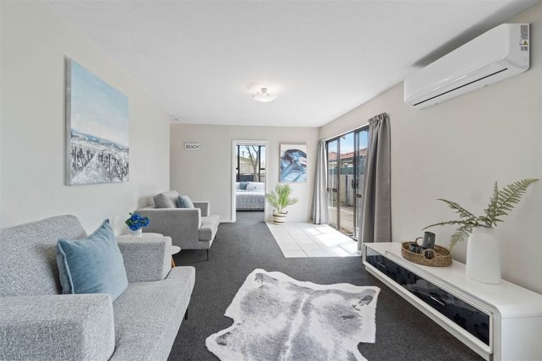 Photo of property in 2/113 Estuary Road, South New Brighton, Christchurch, 8062
