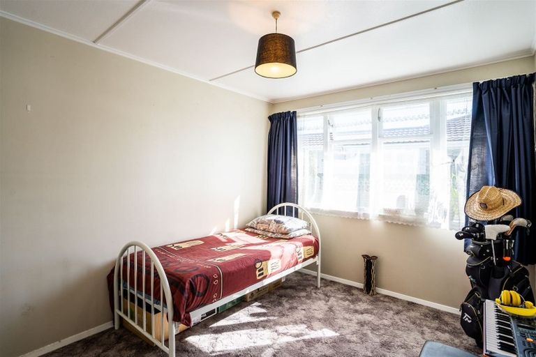 Photo of property in 10 Neal Crescent, Onekawa, Napier, 4110