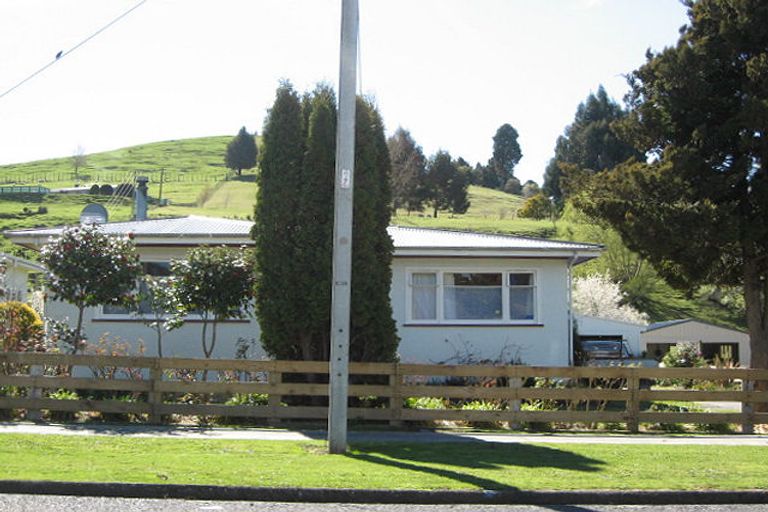Photo of property in 25 Goldfinch Street, Taihape, 4720