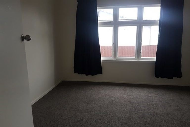 Photo of property in 22 Havill Street, Takaro, Palmerston North, 4410