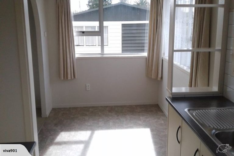 Photo of property in 15 Byron Grove, Owhata, Rotorua, 3010