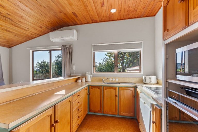 Photo of property in 65 Aorangi Road, Paraparaumu, 5032