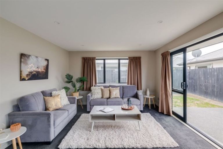 Photo of property in 5 Mclendon Green, Belfast, Christchurch, 8051