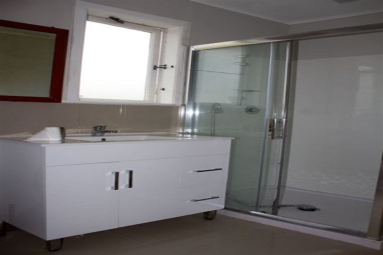 Photo of property in 68 Kelvin Road, Papakura, 2110