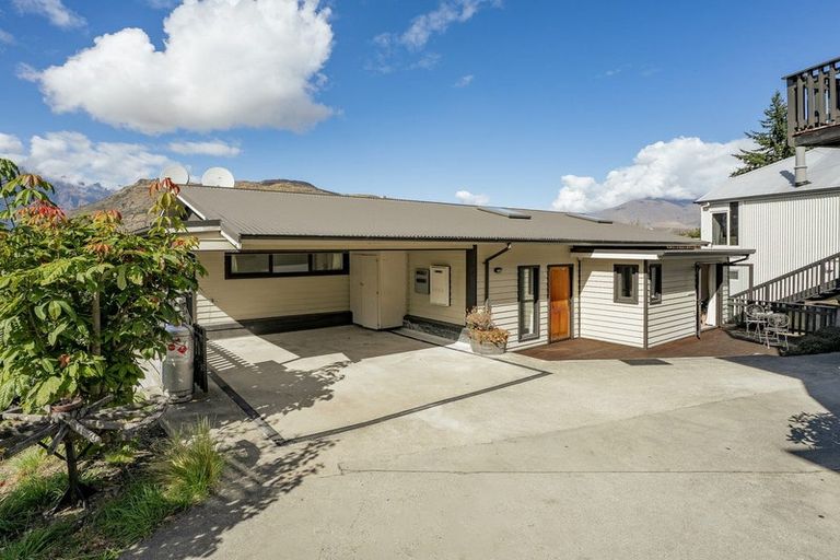 Photo of property in 25b Marina Drive, Frankton, Queenstown, 9300