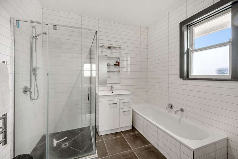 Photo of property in 12 Moeller Street, Taradale, Napier, 4112