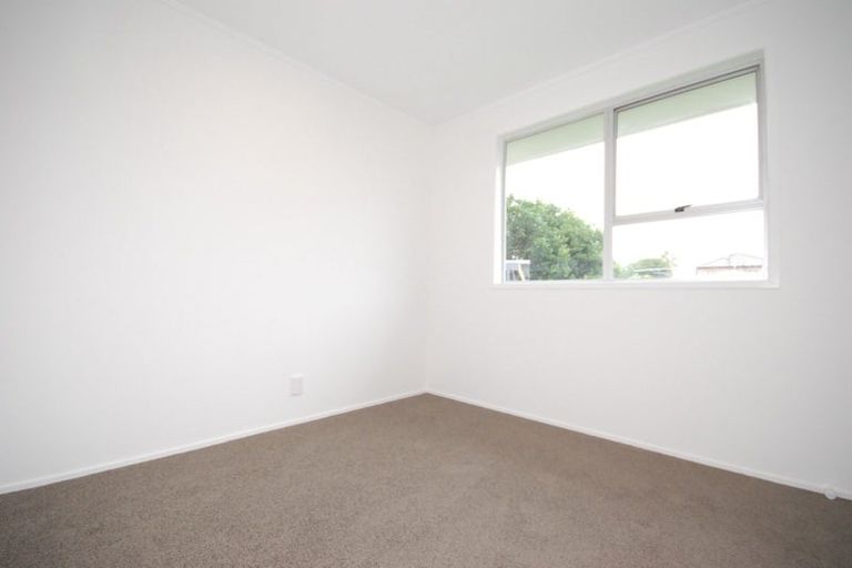 Photo of property in 14 Damson Place, Bucklands Beach, Auckland, 2012